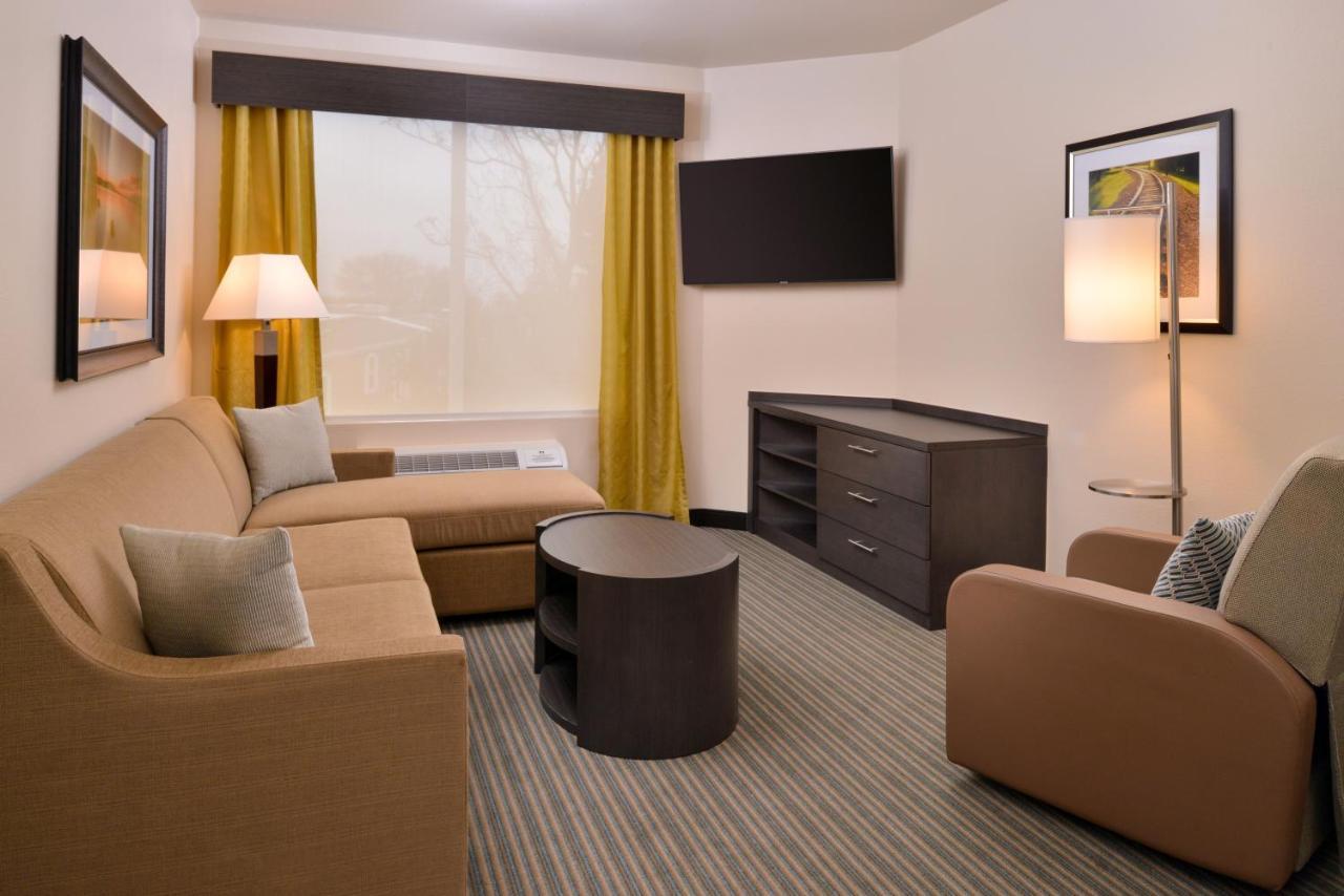 Candlewood Suites - Austin Airport By Ihg Exterior photo
